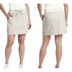 NWOT ATHLETA Chelsea Printed Cargo Skort Size 6